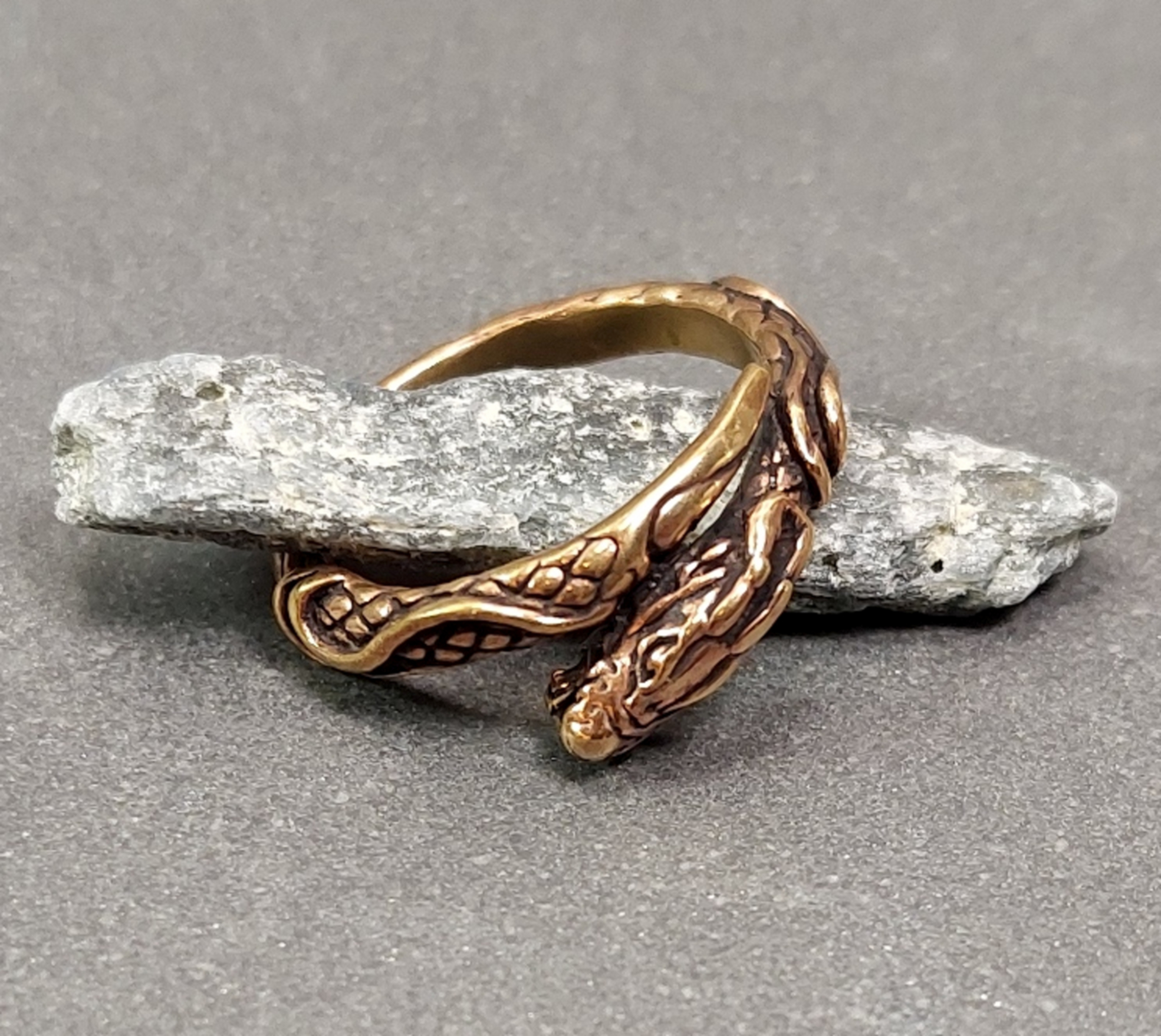 Drake Ring i Brons  