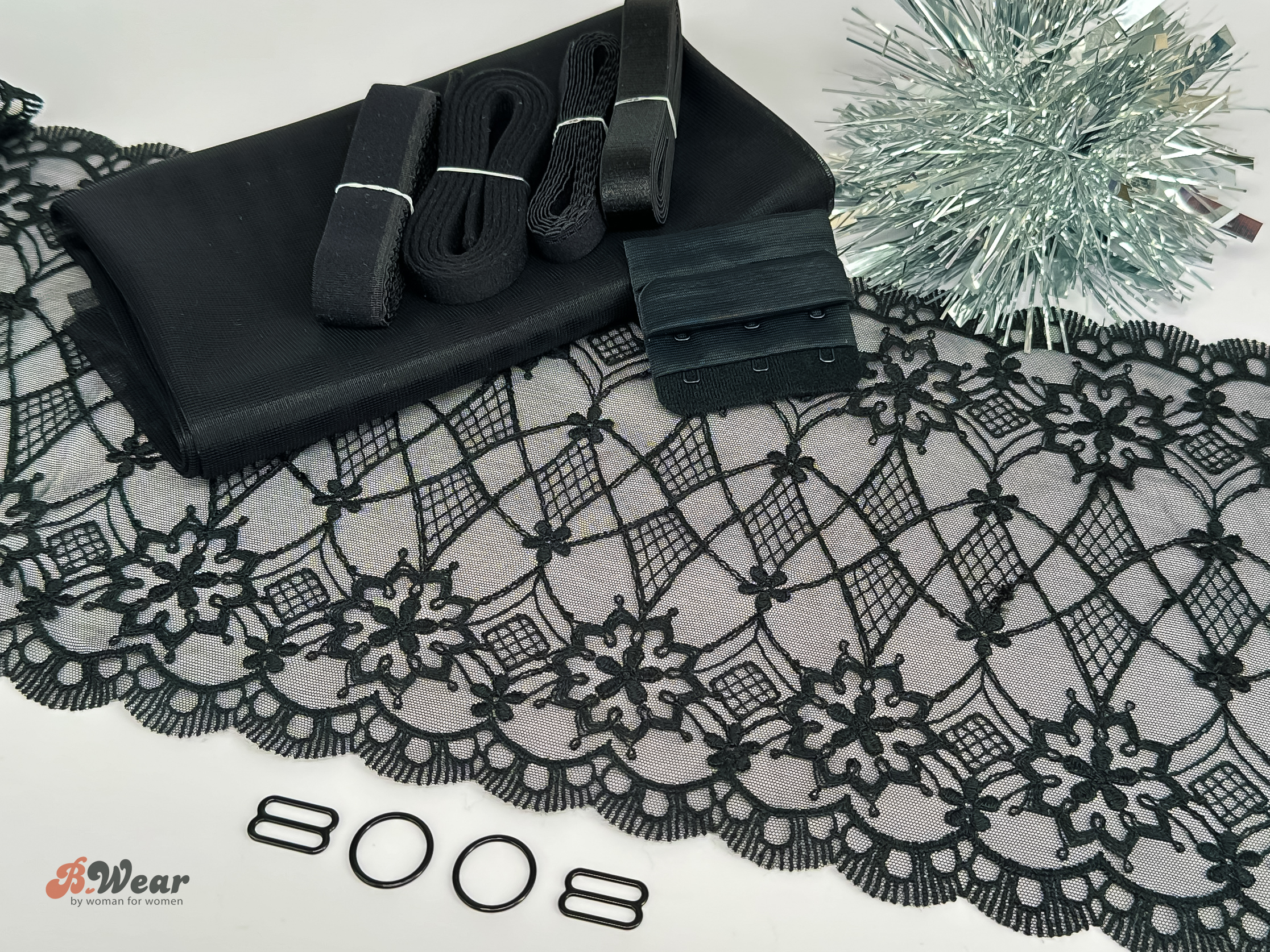 Black- Bra kit with lace - 2