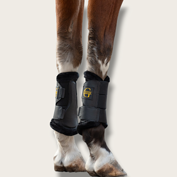 Soft and gentle brushing boots