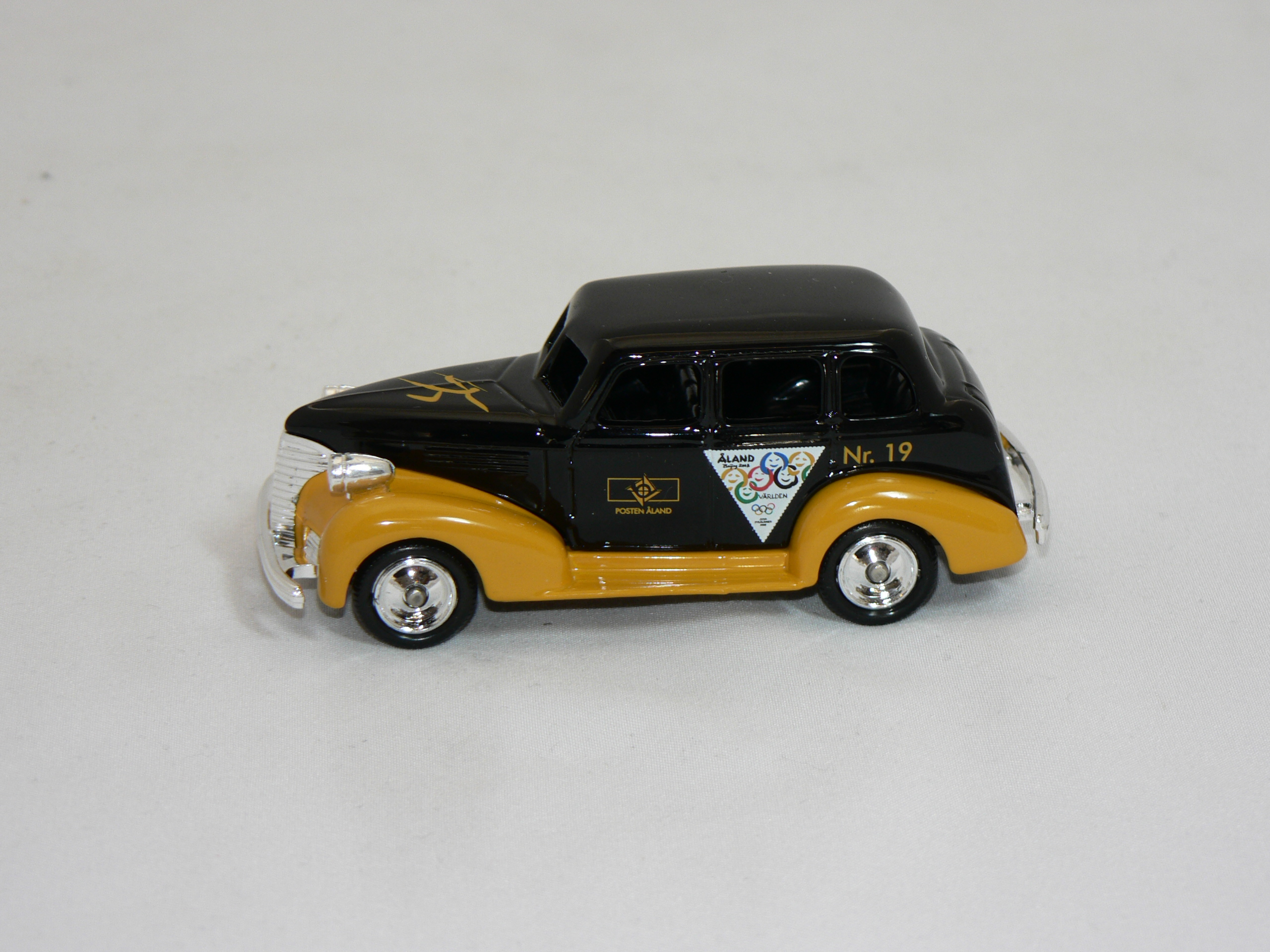Chevrolet DG 48  1:43  LLedo  (Posten Åland) - 3