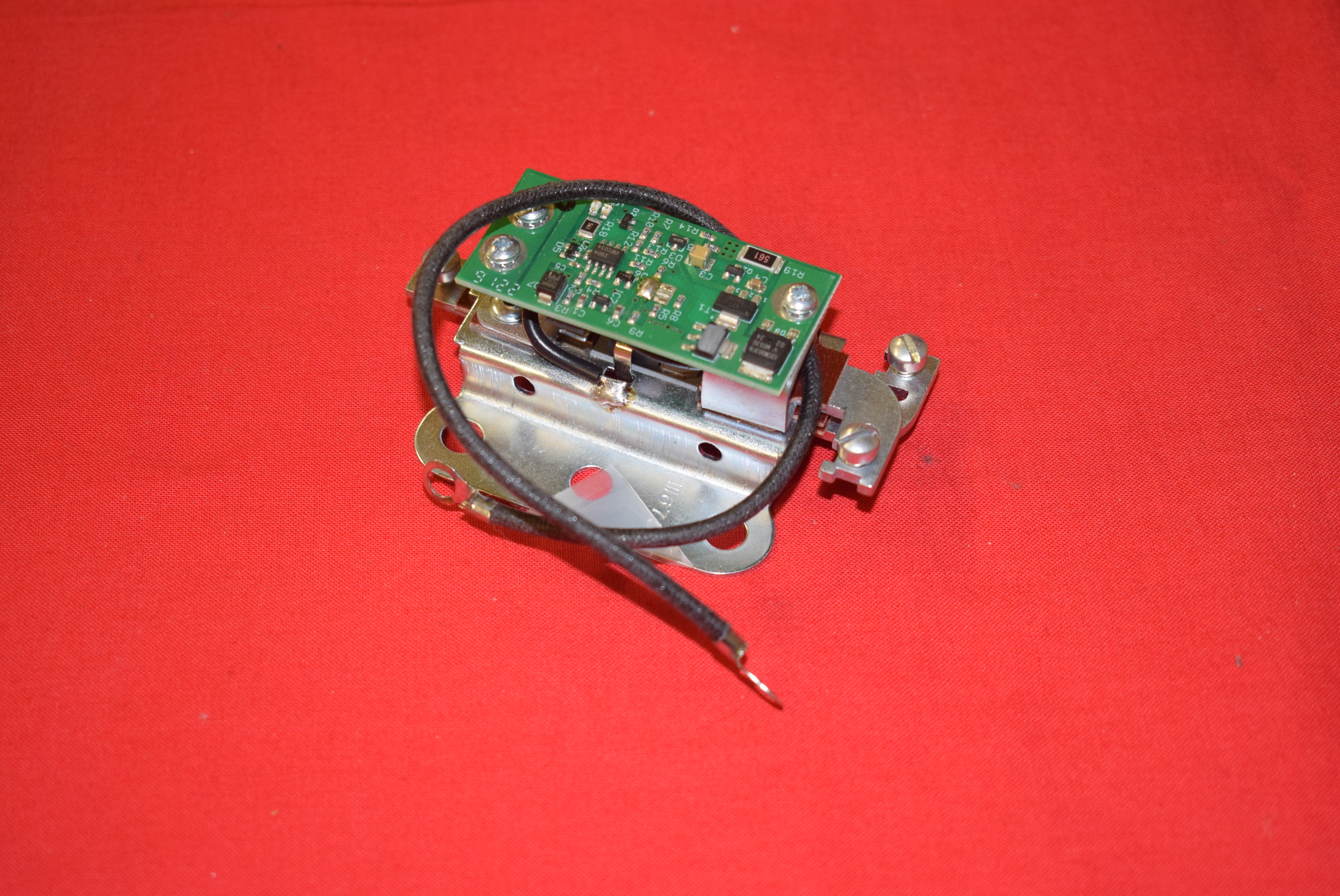 Regulator 6V 2-Brush HD 1926-Up (No Cover)