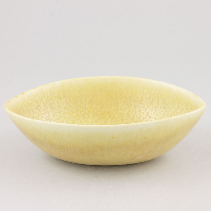 カールハリー・スタルハーネ  SYGシリーズ  黄色いボウル  レンズ型  (14cm)  1950年代