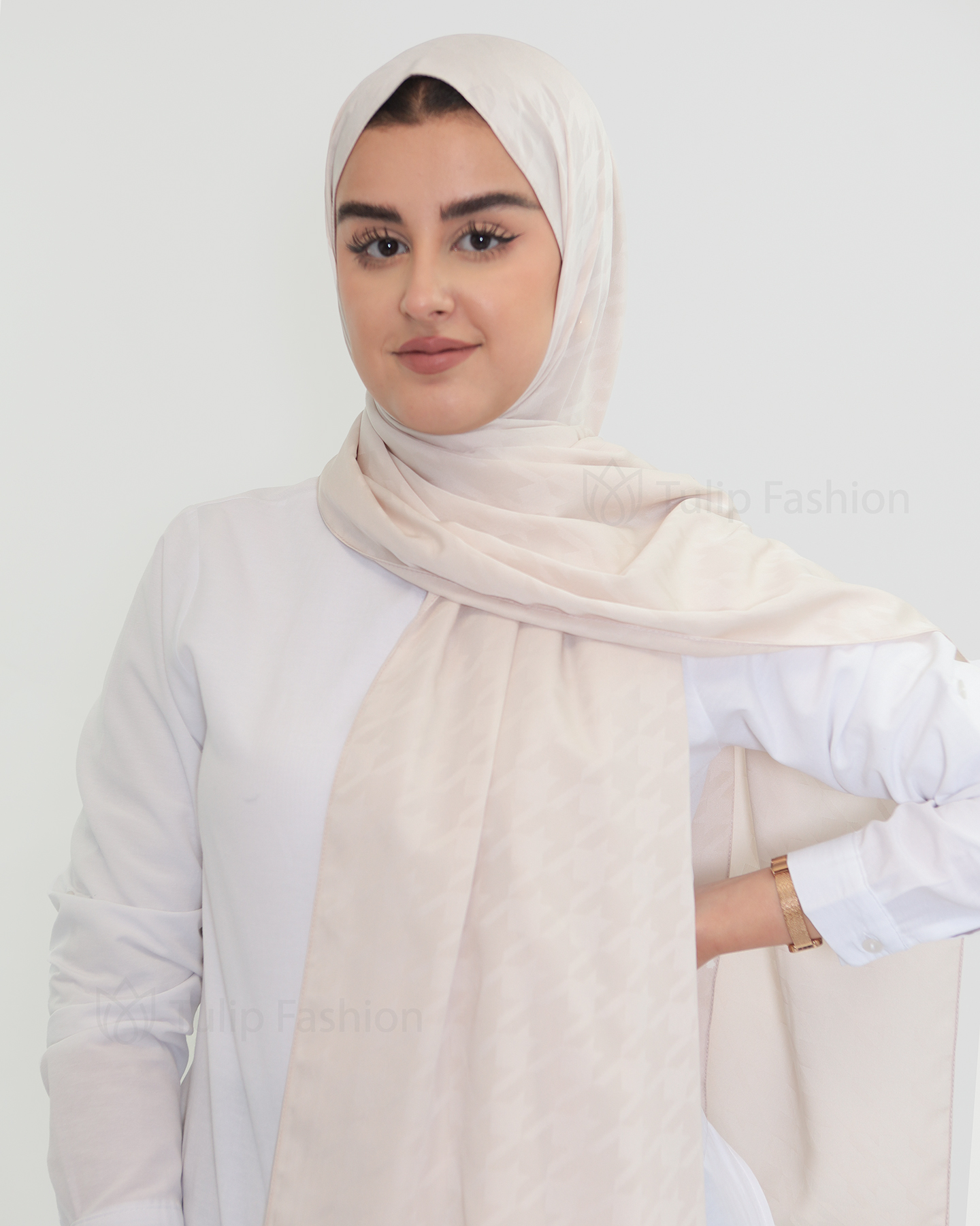 Hijab - Satin Riham - Light Beige - 2
