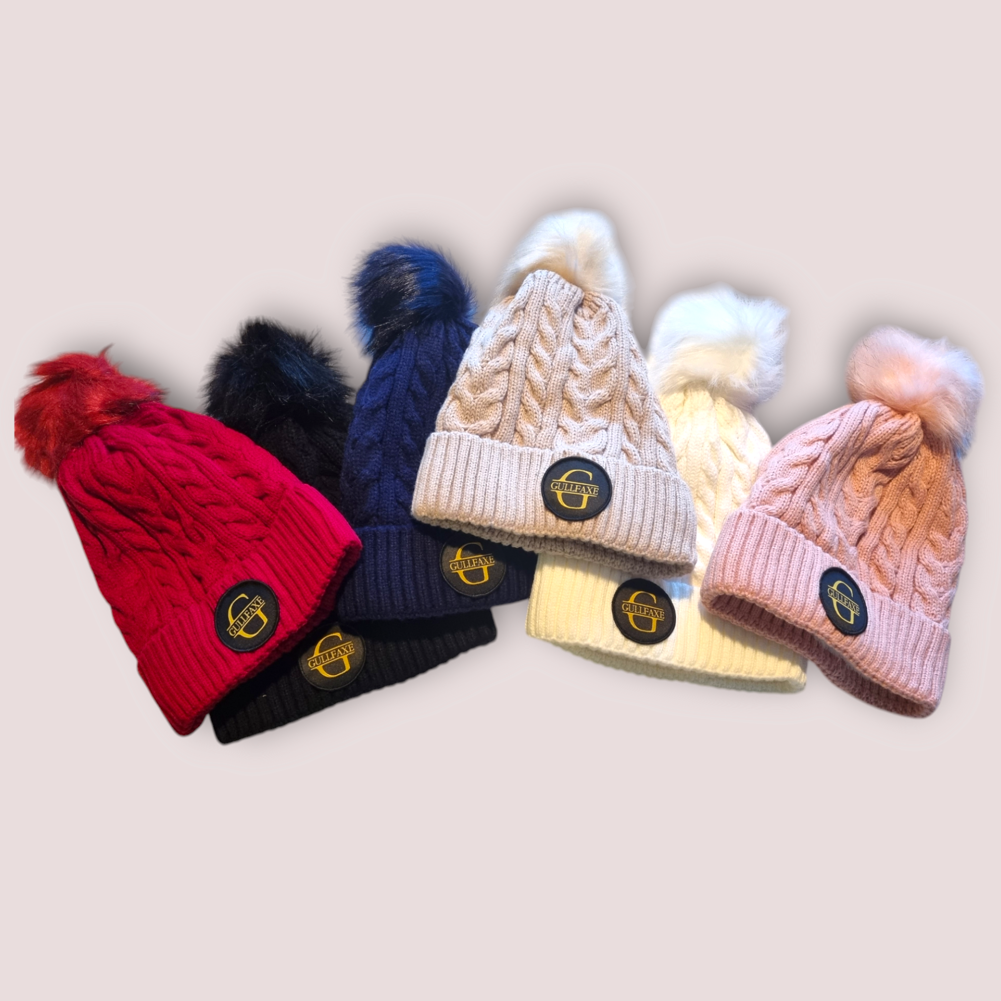 Knitted pompom hat