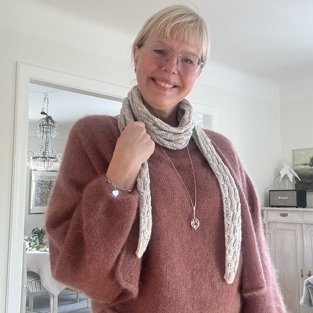 Lindas mohairslipover light, tillsammans med garn - 4