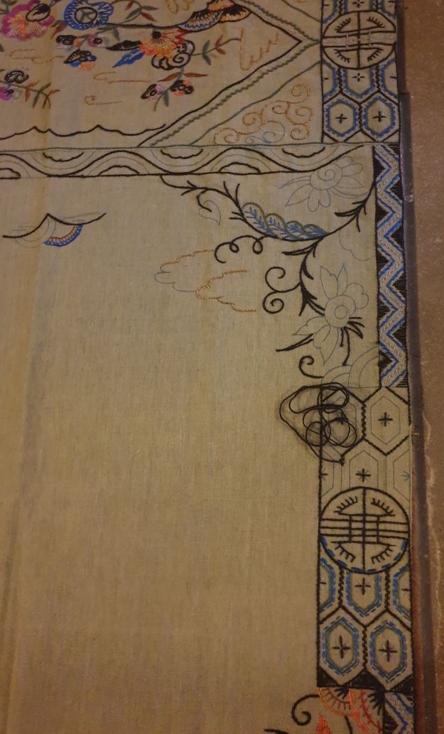 Bordsduk broderad 1920-tal inte färdigbroderad - 2