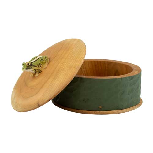 Wooden Box Frog - Wildlife Garden Online