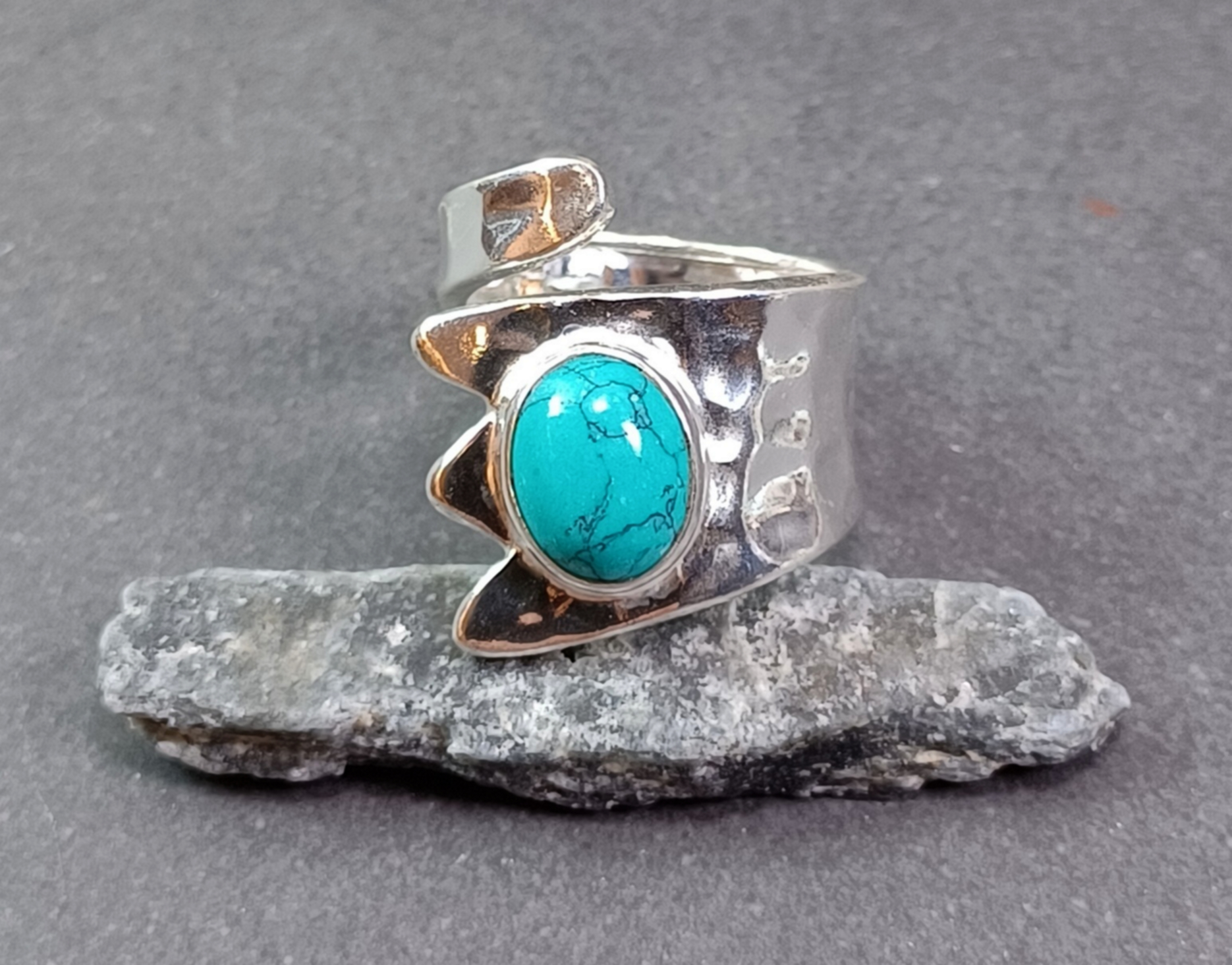 Ställbar Silverring med oval Sten Cabochon. - 4
