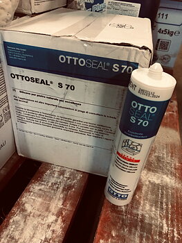 Silikonfog Ottoseal S70 (Flera olika färger)