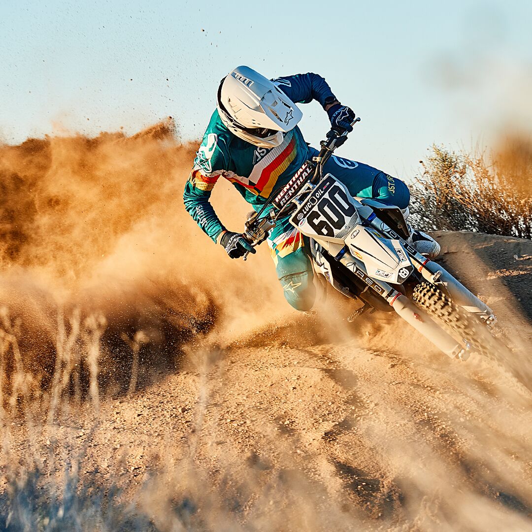 Alpinestars Supertech M5 Solid MX Crosshjelm - 2