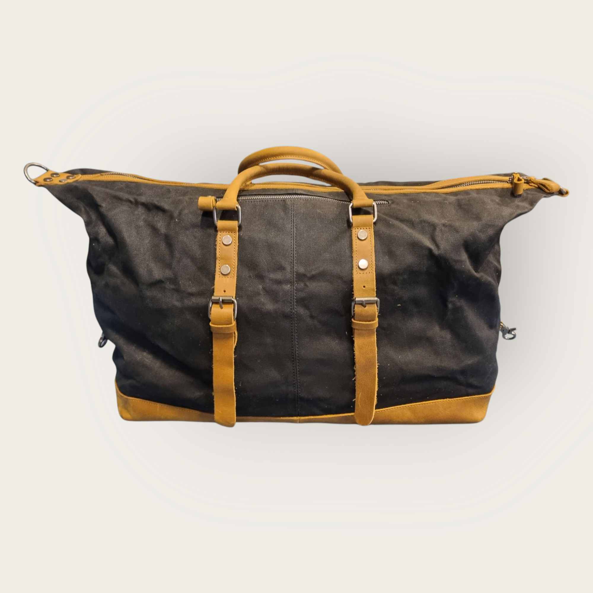 Waxed canvas duffelbag - 4