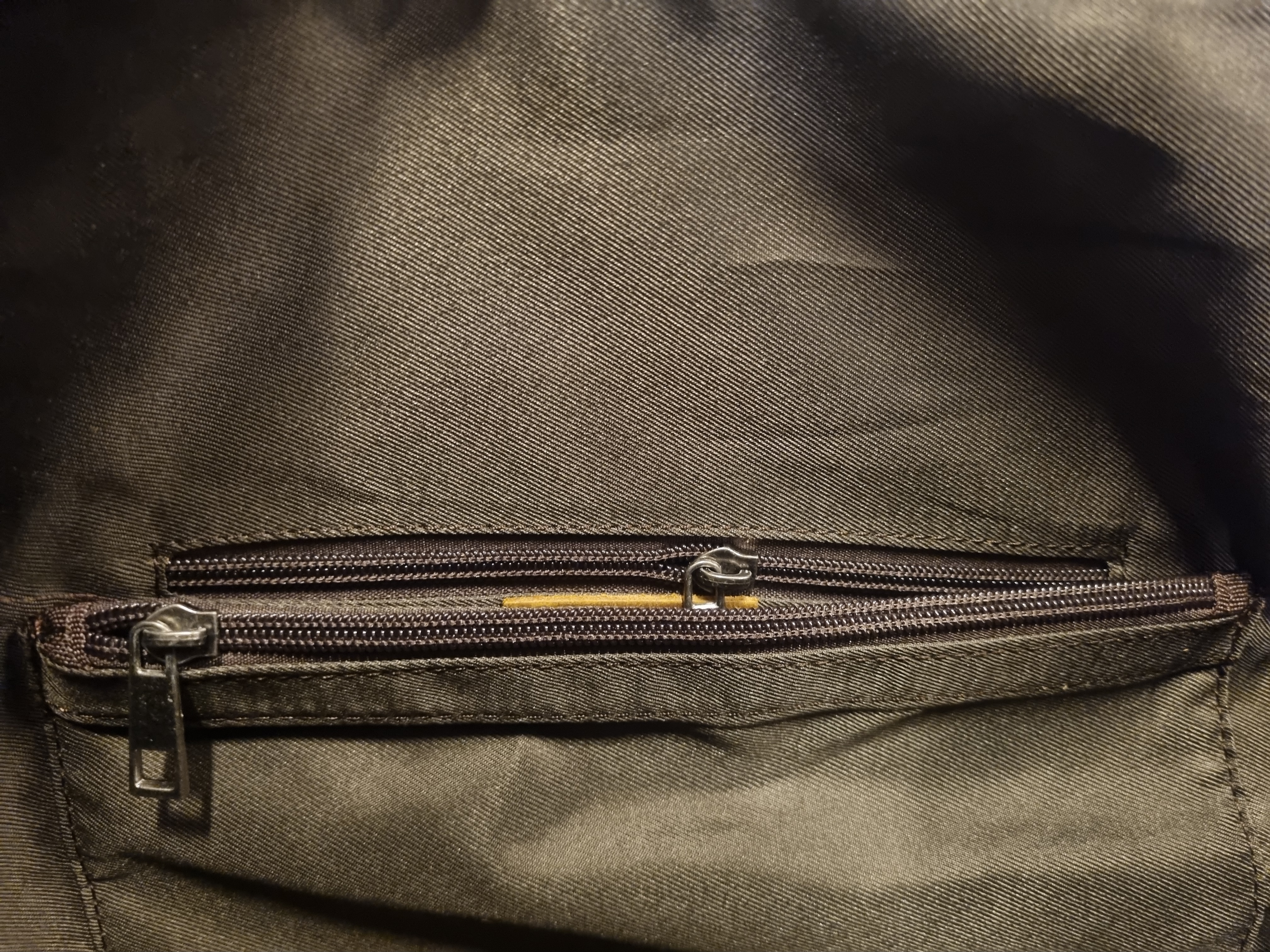 Waxed canvas duffelbag - 6