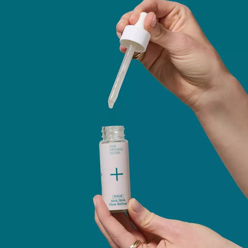 i+m Naturkosmetik AHA/BHA Glow Refiner – Exfolierande ansiktsserum - 2