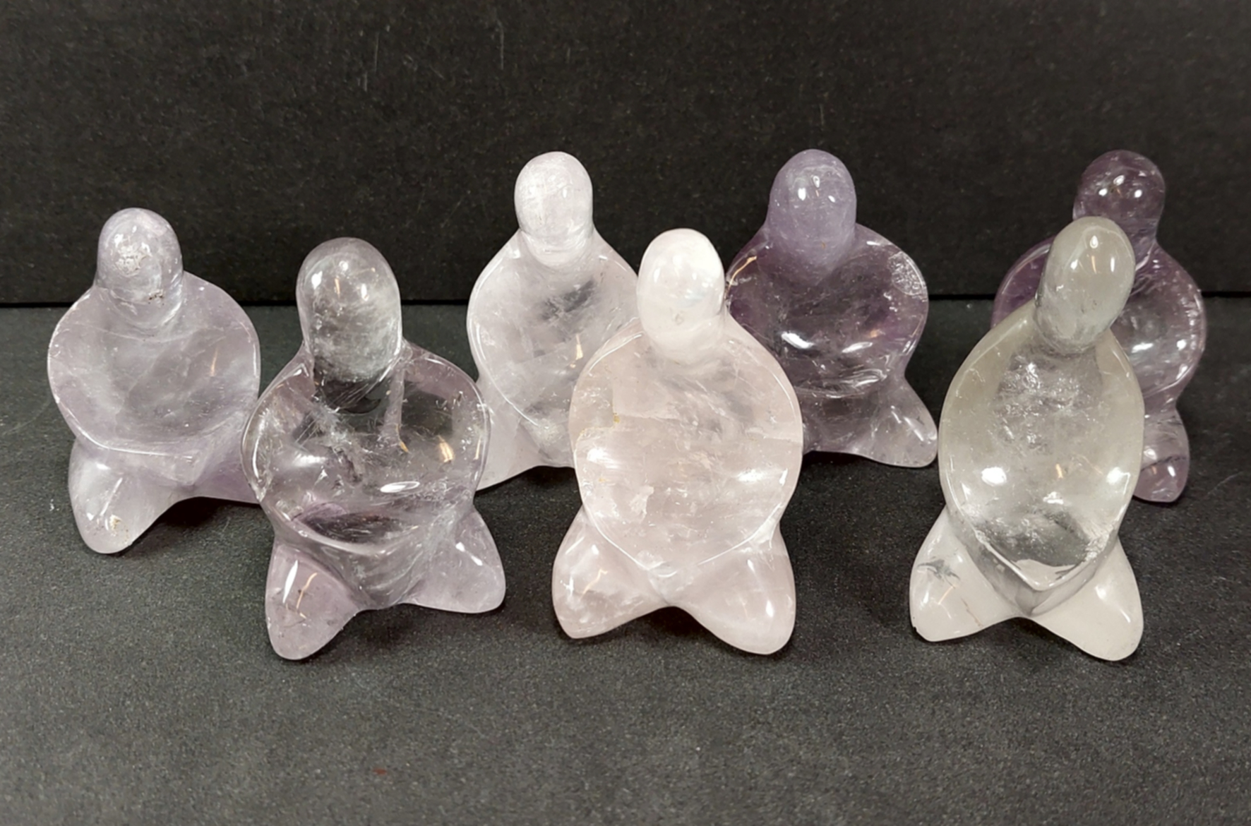 Mediterande Figur i Kristall