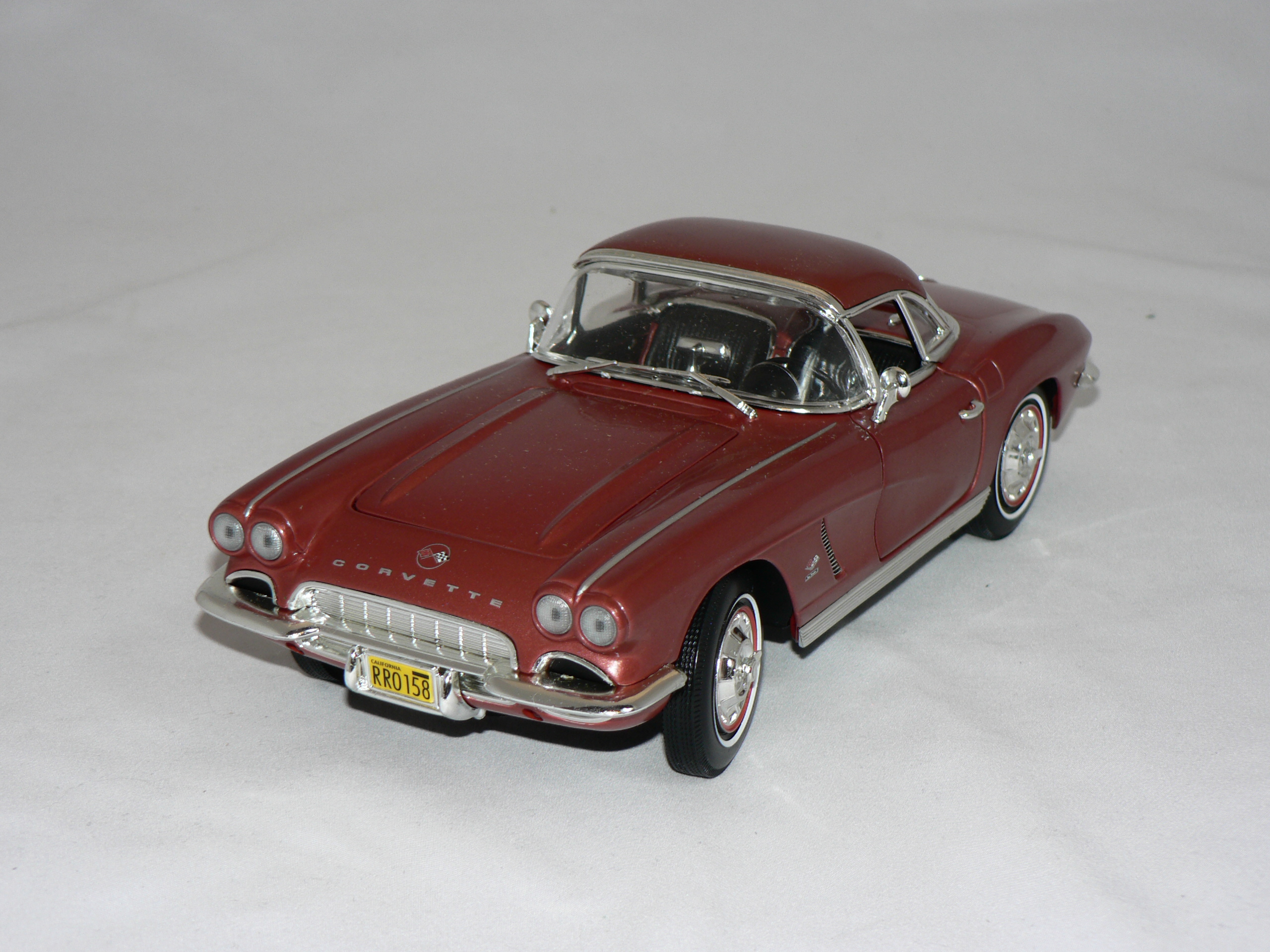 Chevrolet Corvette  1962  1:18  Ertl   American Graffiti