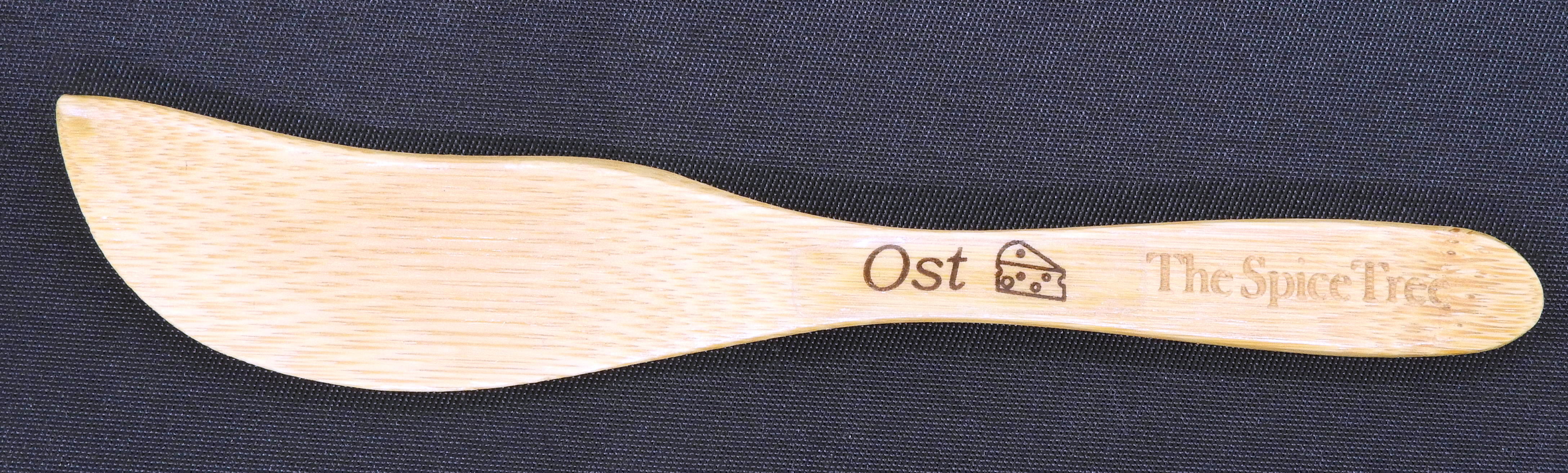 OST kniv i trä