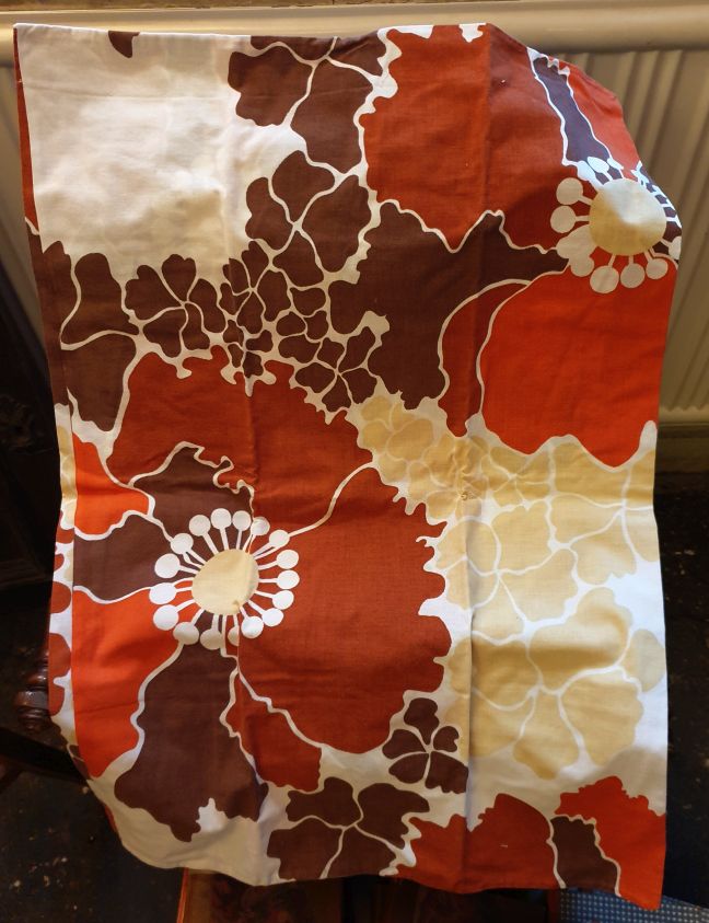 Pillowcase large floral 1970s