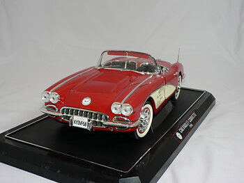 Chevrolet Corvette  -1958  1:12  Solido