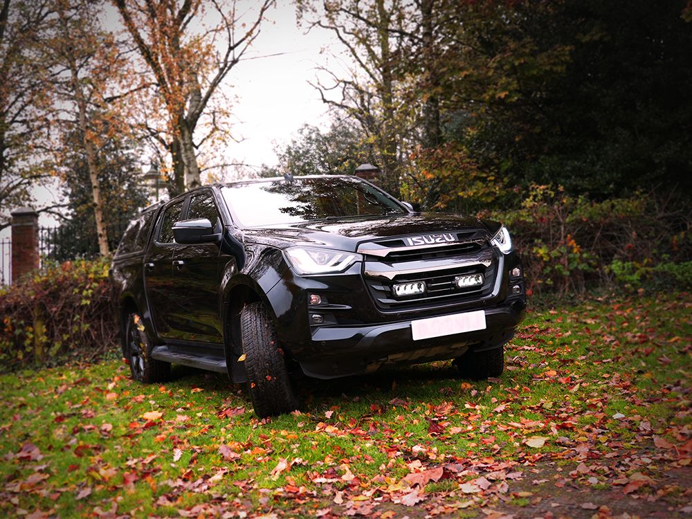 Isuzu D-max 23+ Grille Kit - Triple-R 750 - 2