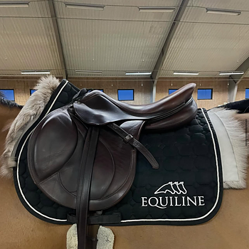 SADDLE PAD REINDEER FUR