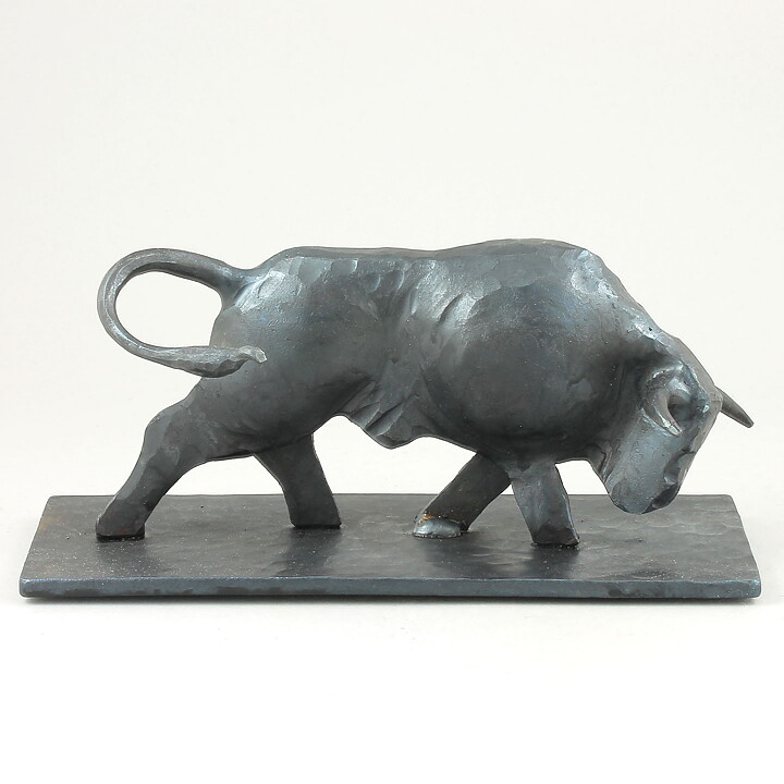 Erik Höglund (1960s) Rustic Iron Wrought Bull 23 cm #963