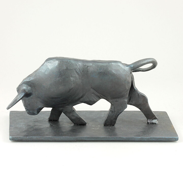Erik Höglund (1960s) Rustic Iron Wrought Bull 23 cm #963