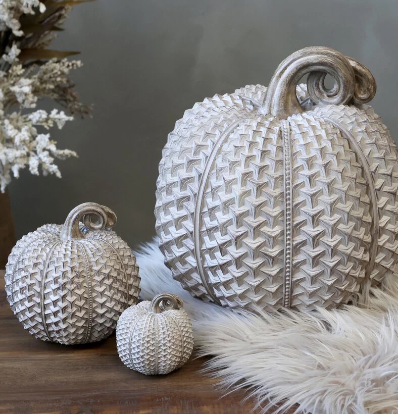 Pumpa dekoration liten antik latte shabby chic lantlig stil Gårdsromantik