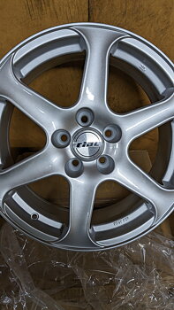7.5X17 Fälg