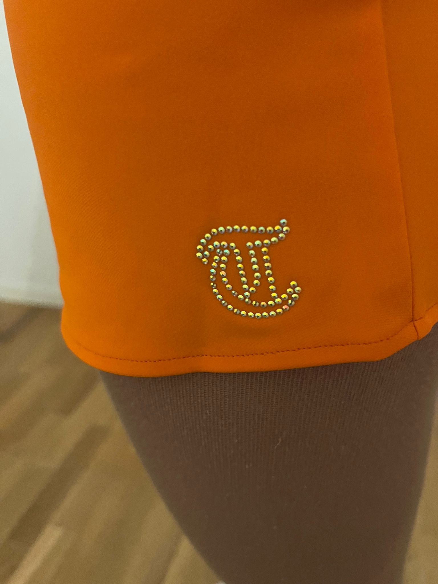 Rak orange kjol i lykra med kristaller i sprundet från Thuono - 3