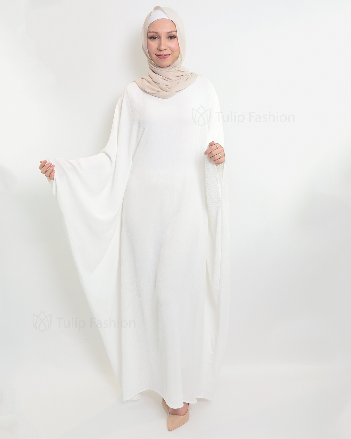 Amani  Abaya - White