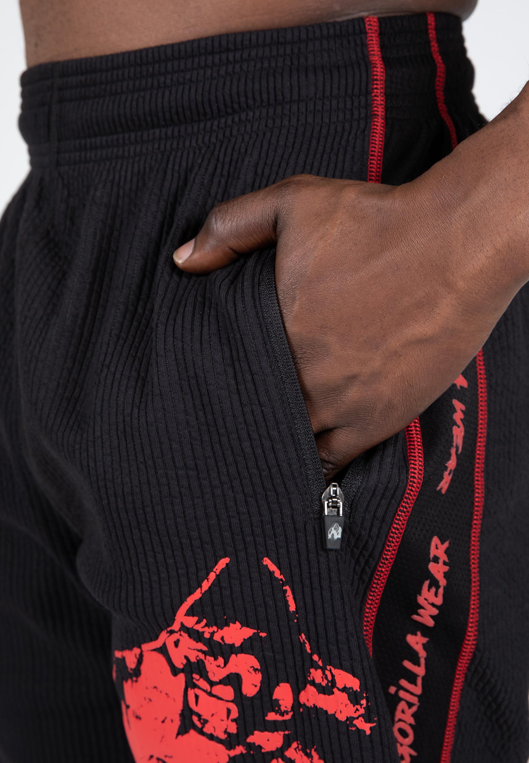 Buffalo Old School Workout Shorts, black/red - 8