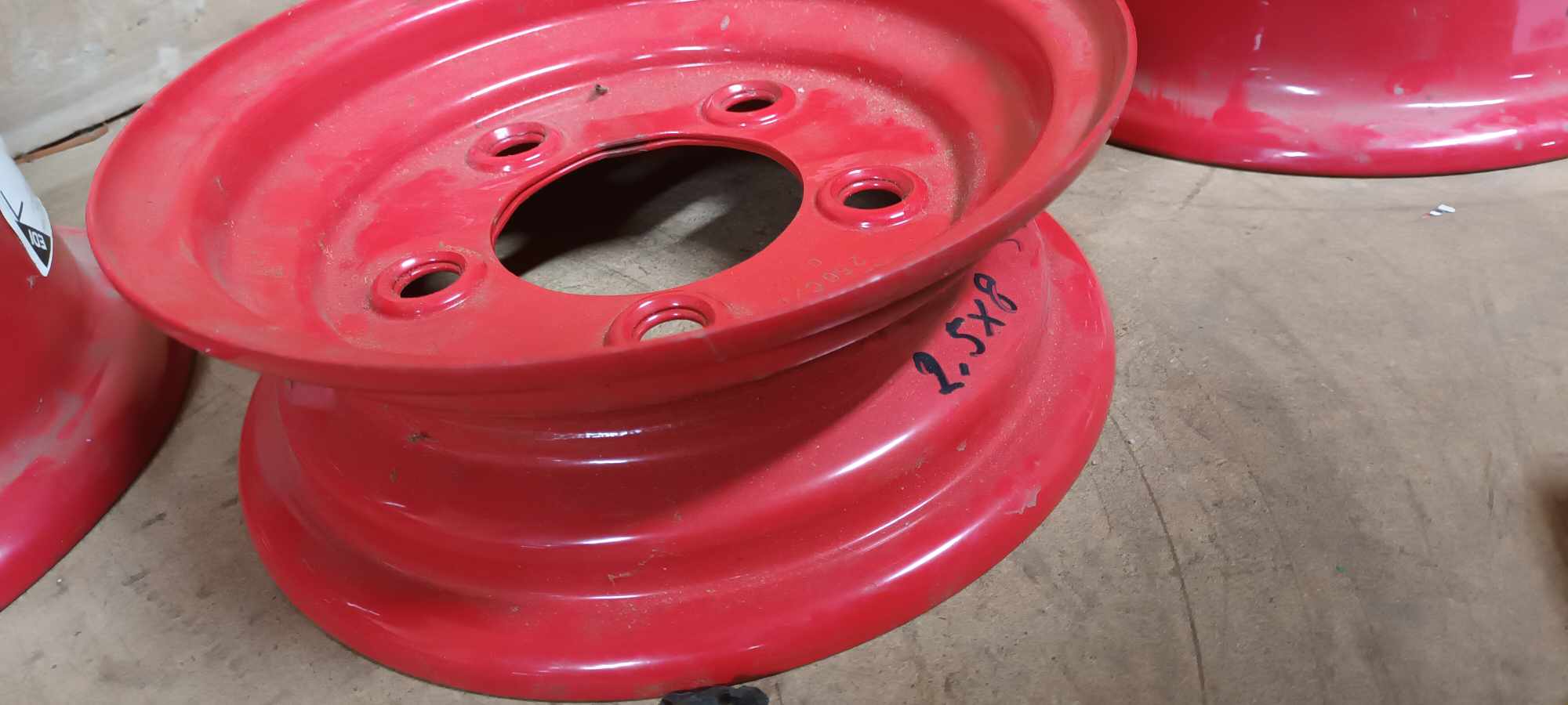 2.5x8 Kärrfälg, vagn - 2