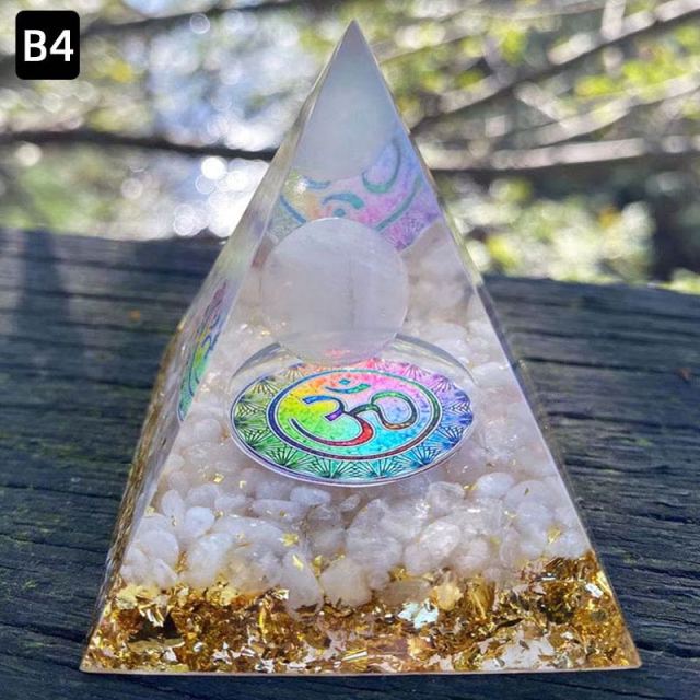 Orgonit Pyramider med Klot  - Metatron eller Aum - 2