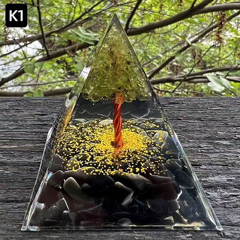 Orgonit Pyramider med  Kristallträd 