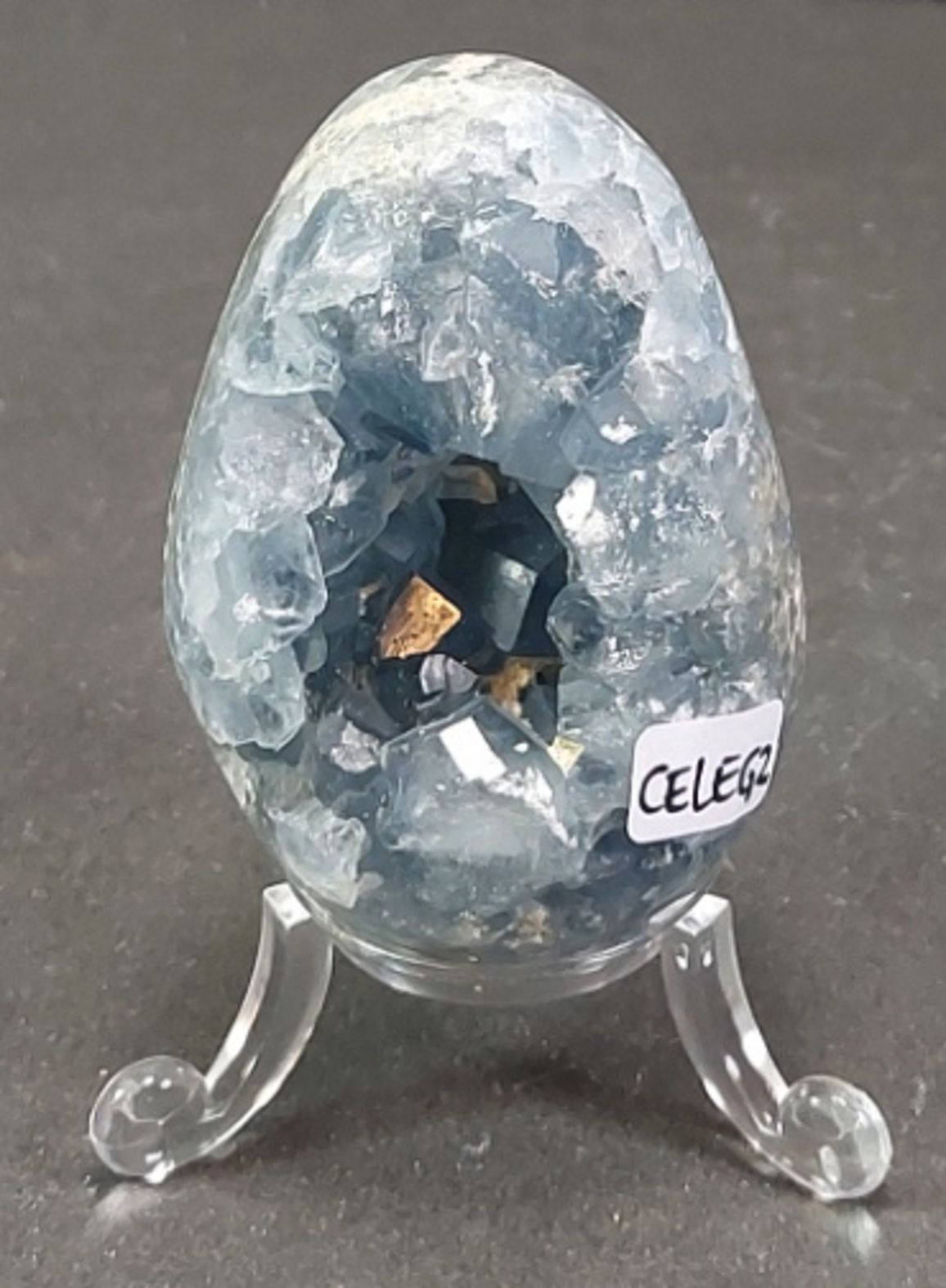 Celestit /Celestin kluster i Ägg Form