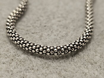 Snake-like chain with polka dot pattern, sh. Popcorn chain approx. 44cm oxidized 925-silver