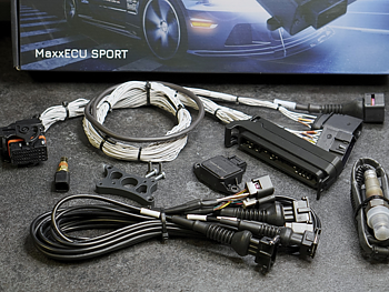 Volvo B230 (LH2.4) 240/740/940 Plug and Play Kit - MaxxECU