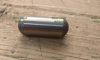 Gear shifter shaft interlock
