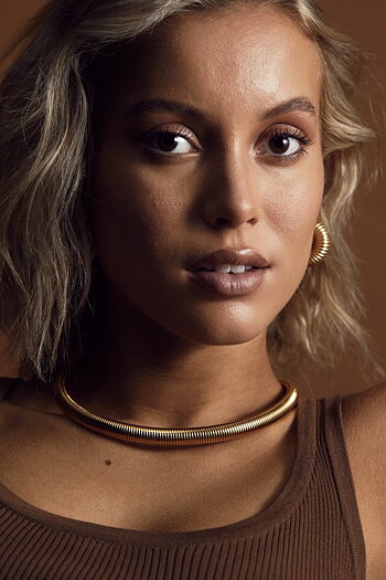 Bow 19 - Sahara Necklace Gold