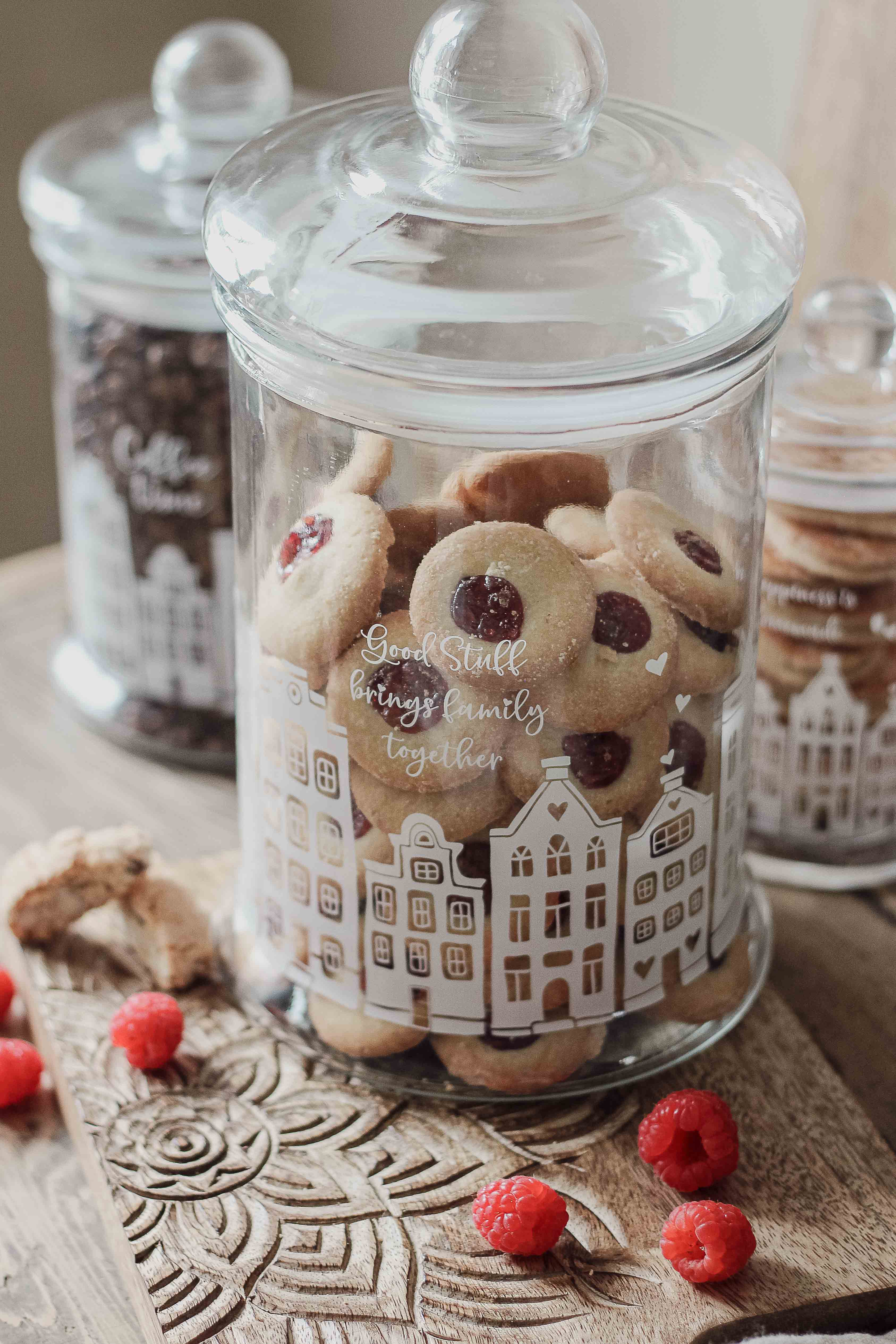 Glass jar - Good stuff brings family together - 15x16x29 cm - Majas Cottage - 3