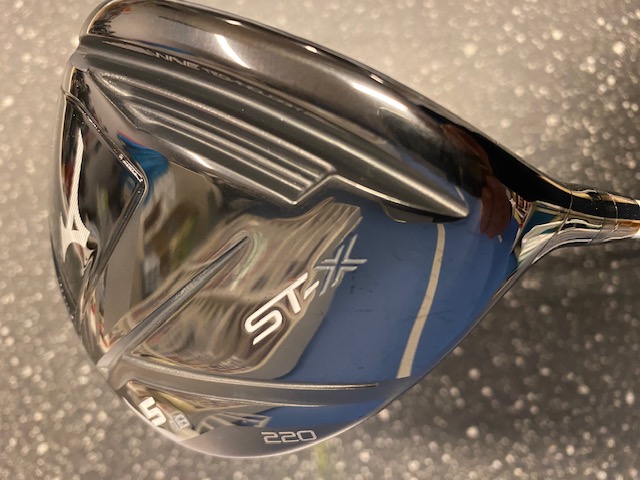Mizuno ST-X 220  FW5 18 grader