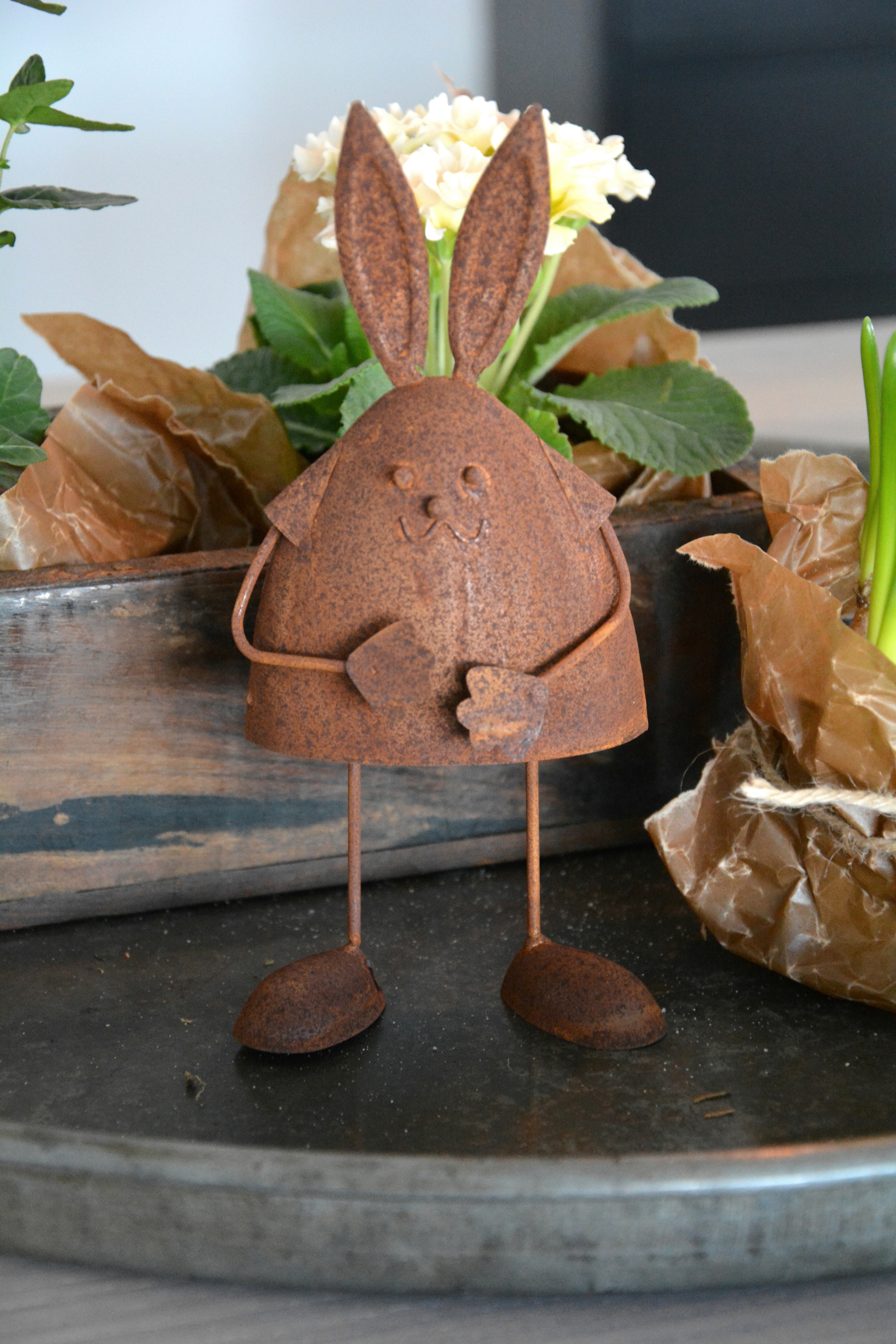 Kanin i rostig plåt 20 cm.