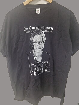 T-shirt RIP