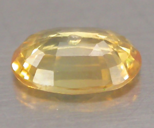 0.55 ct nice oval cut natural yellow sapphire gemstone - 2