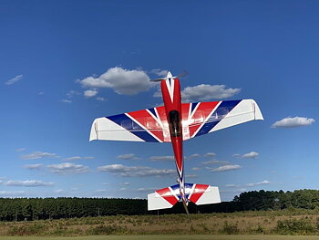 Extreme Flight MXS 64tum 1.6Meter Red/White 1.62m