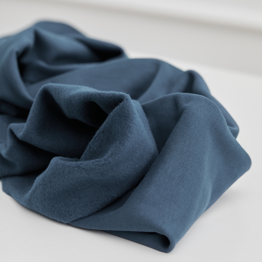 SWEATSHIRT KNIT  -  THUNDER BLUE EKO