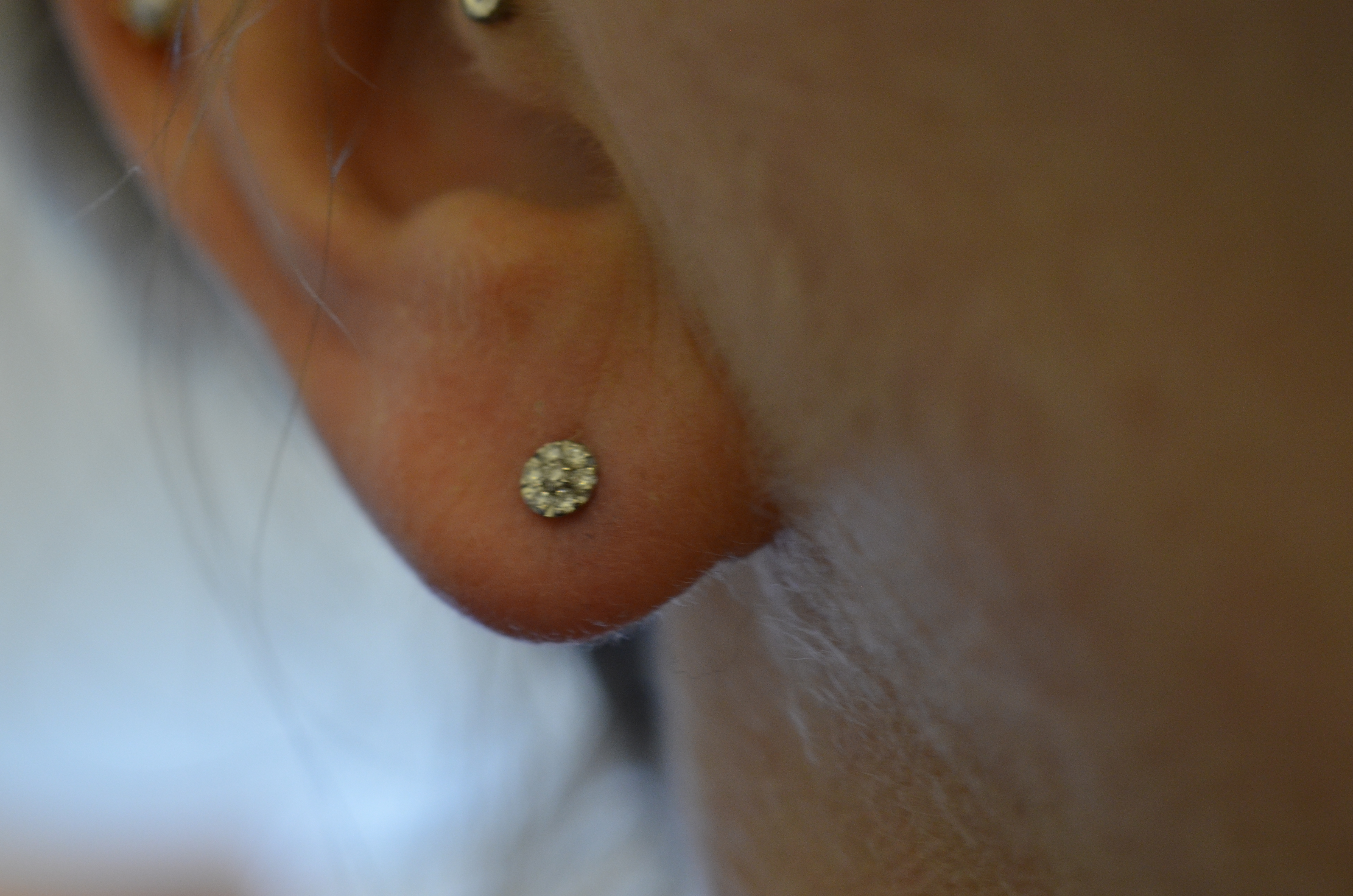 Second Hand 18k white gold earrings with diamonds - 5