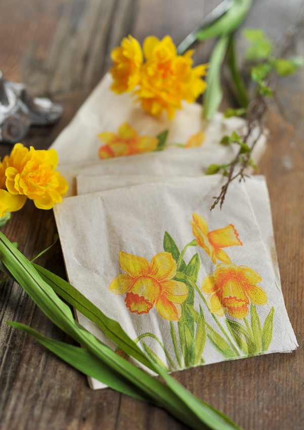 Servett Påskliljor - 12-pack - 33x33 cm