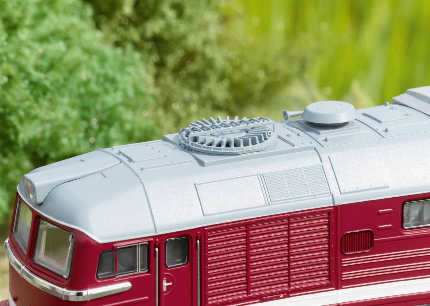 Class 220 Diesel Locomotive - 5