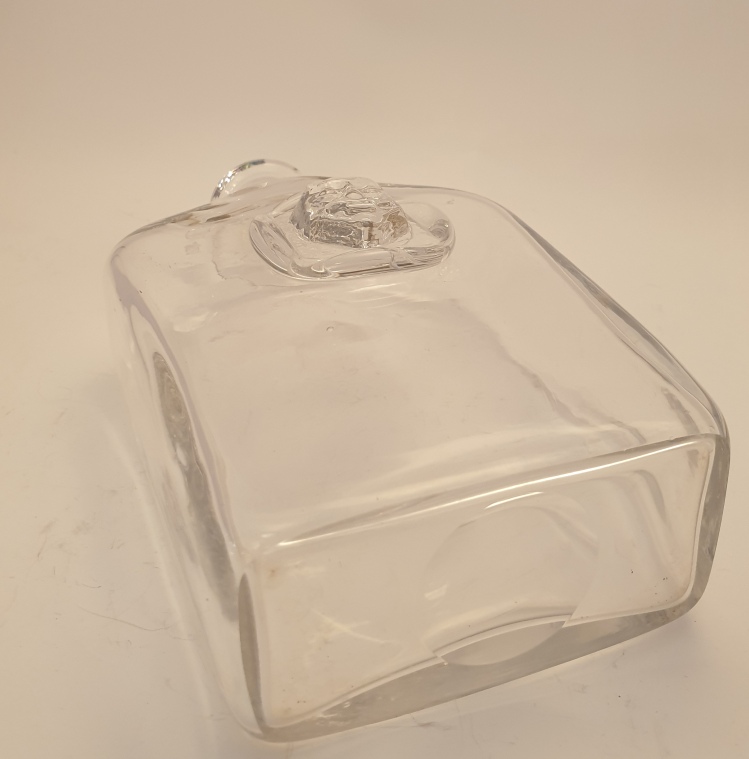 Erik Hoglund Boda brandy decanter 1970s - 3
